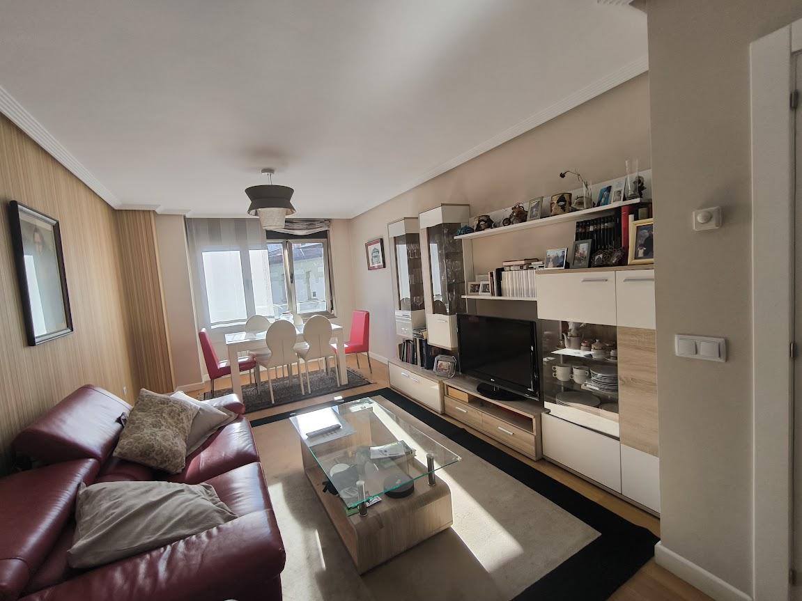 Venta de piso en Oviedo