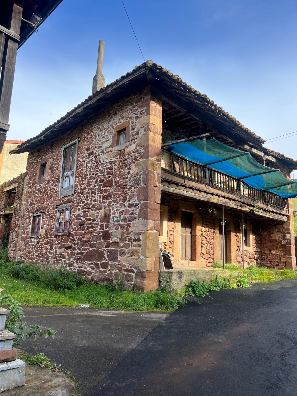 Venta de casa en Villaviciosa