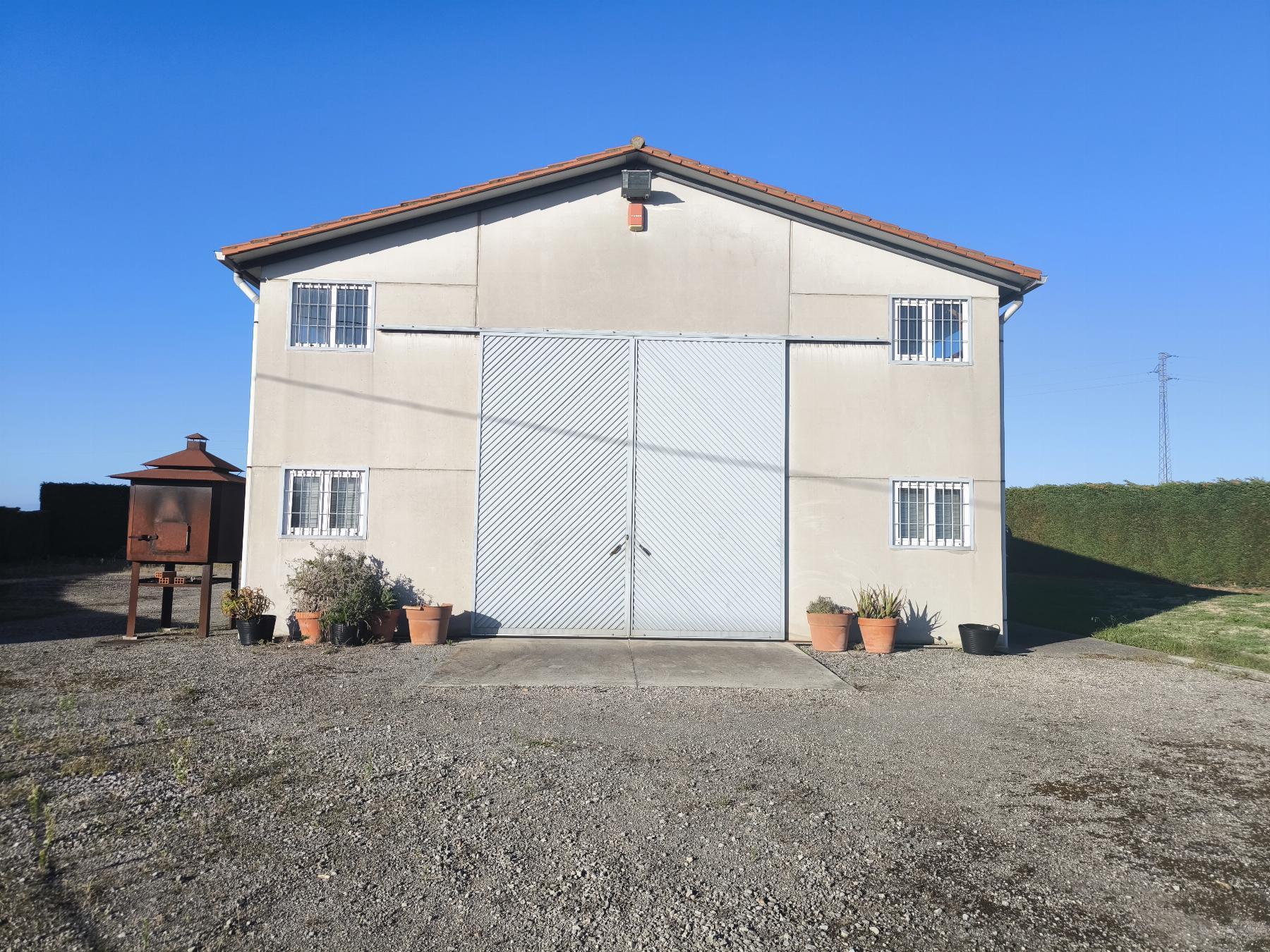 Venta de nave en Villaviciosa