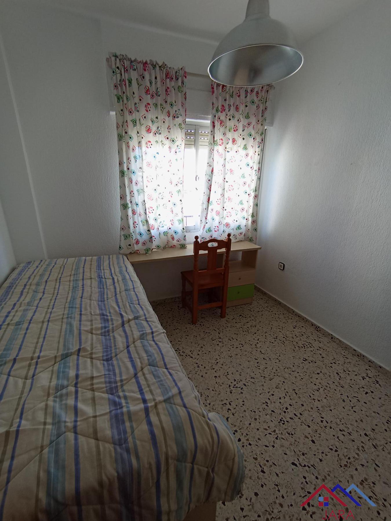 Аренда от

 Квартира на Jerez de la Frontera