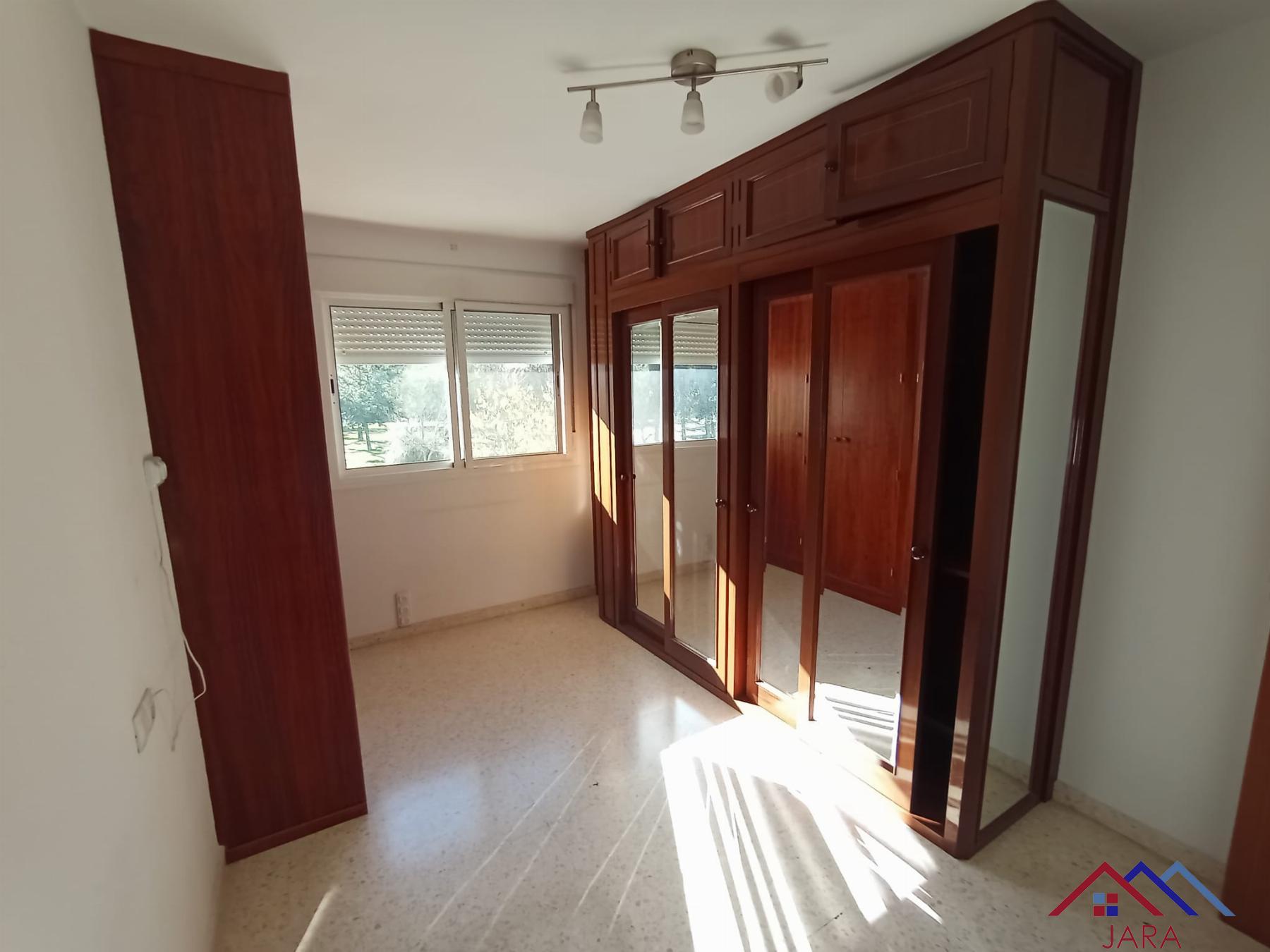 For sale of flat in Jerez de la Frontera