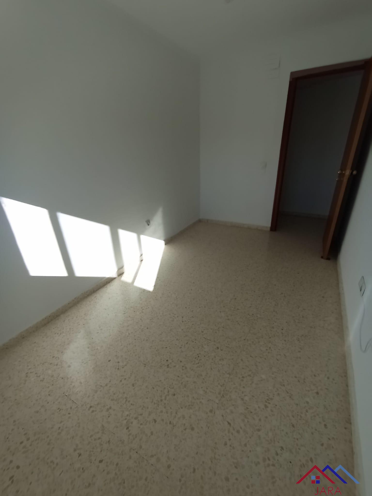 For sale of flat in Jerez de la Frontera