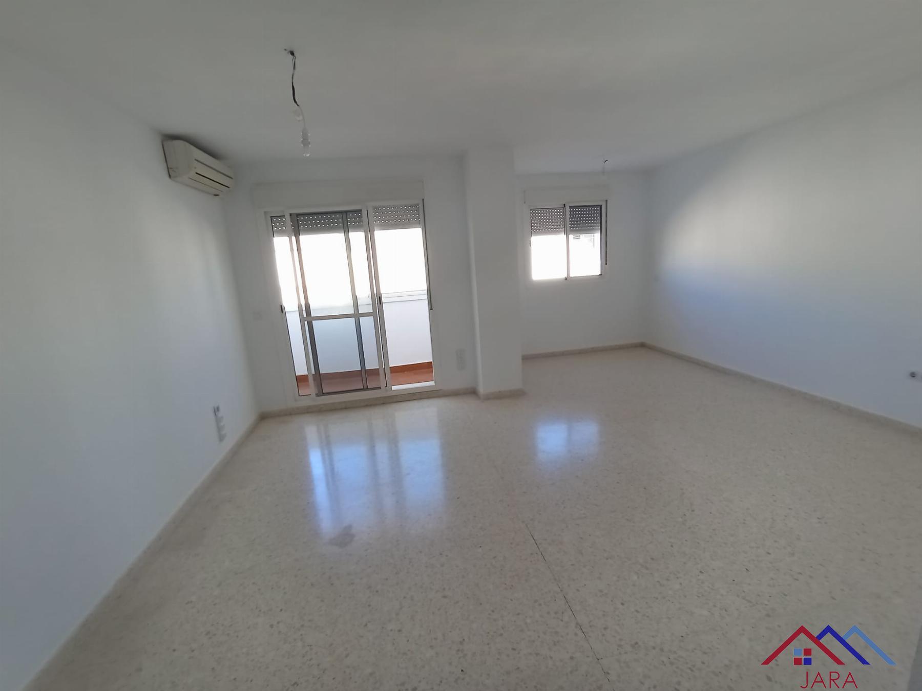 For sale of flat in Jerez de la Frontera