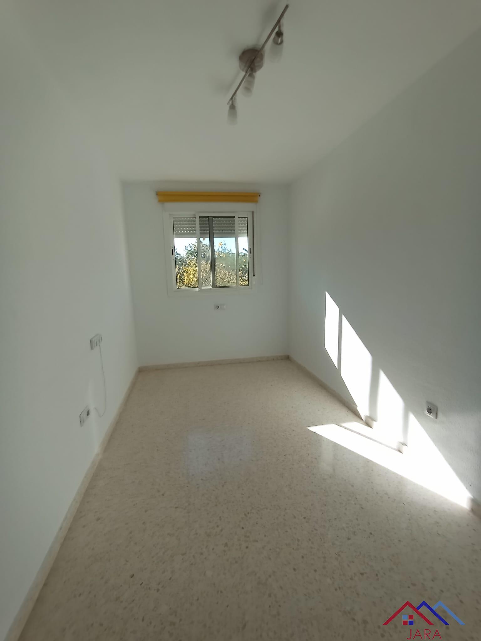 For sale of flat in Jerez de la Frontera