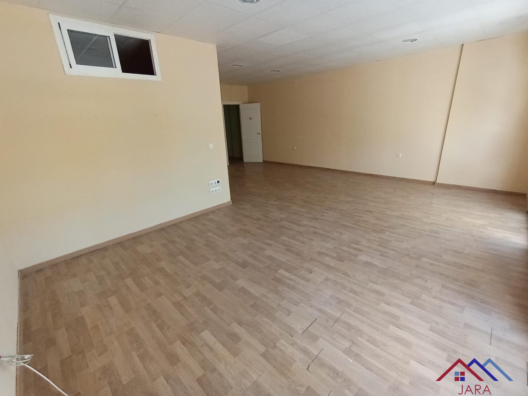 For rent of commercial in Jerez de la Frontera