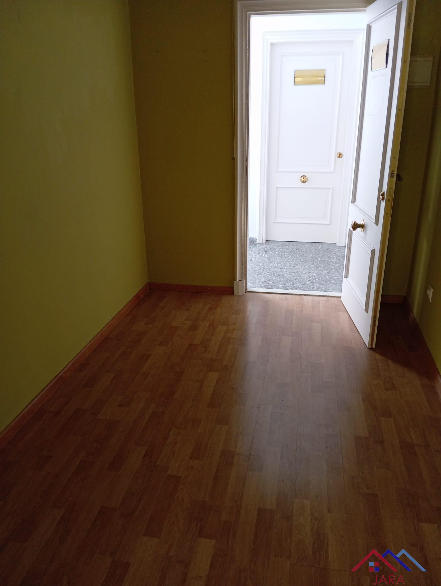 For rent of commercial in Jerez de la Frontera