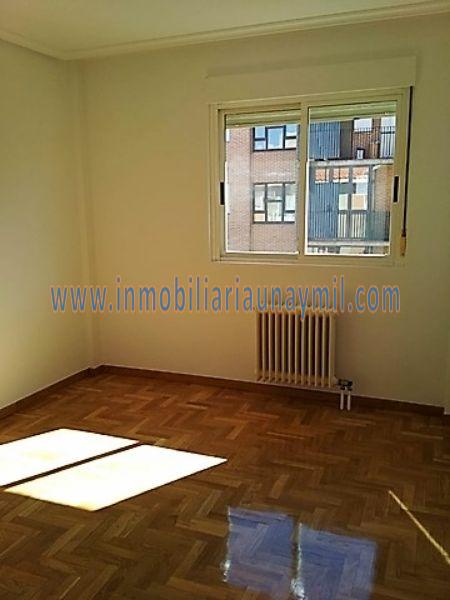 For sale of flat in Salamanca