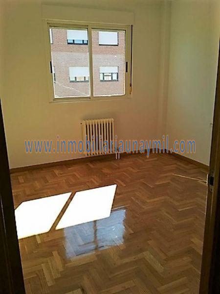 For sale of flat in Salamanca