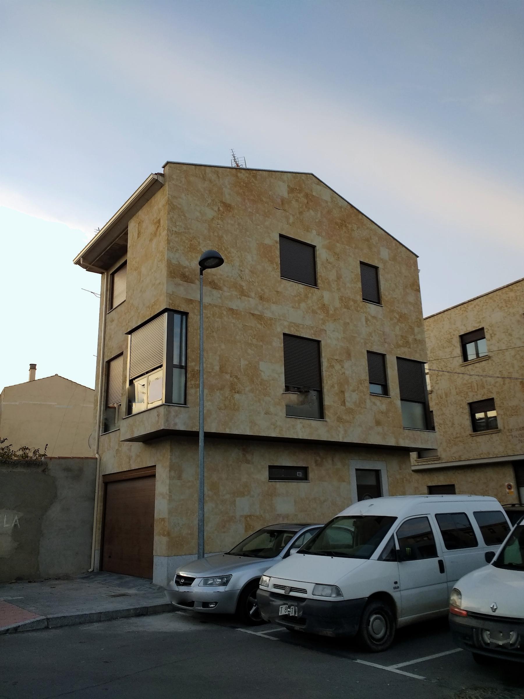 Venta de chalet en Villamayor