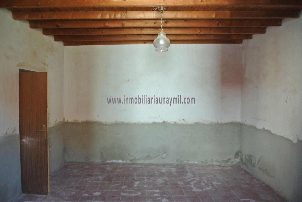 For sale of house in Golpejas