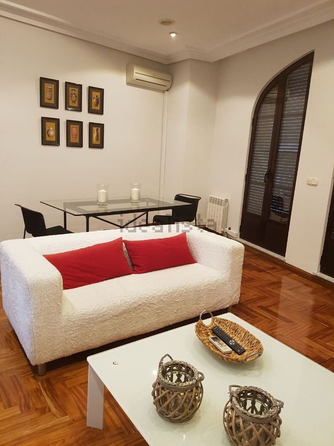 For rent of flat in Salamanca
