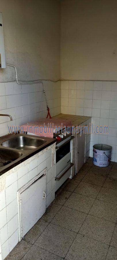 For sale of house in Alba de Tormes