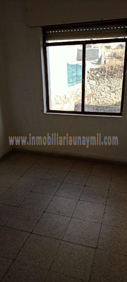 For sale of house in Alba de Tormes