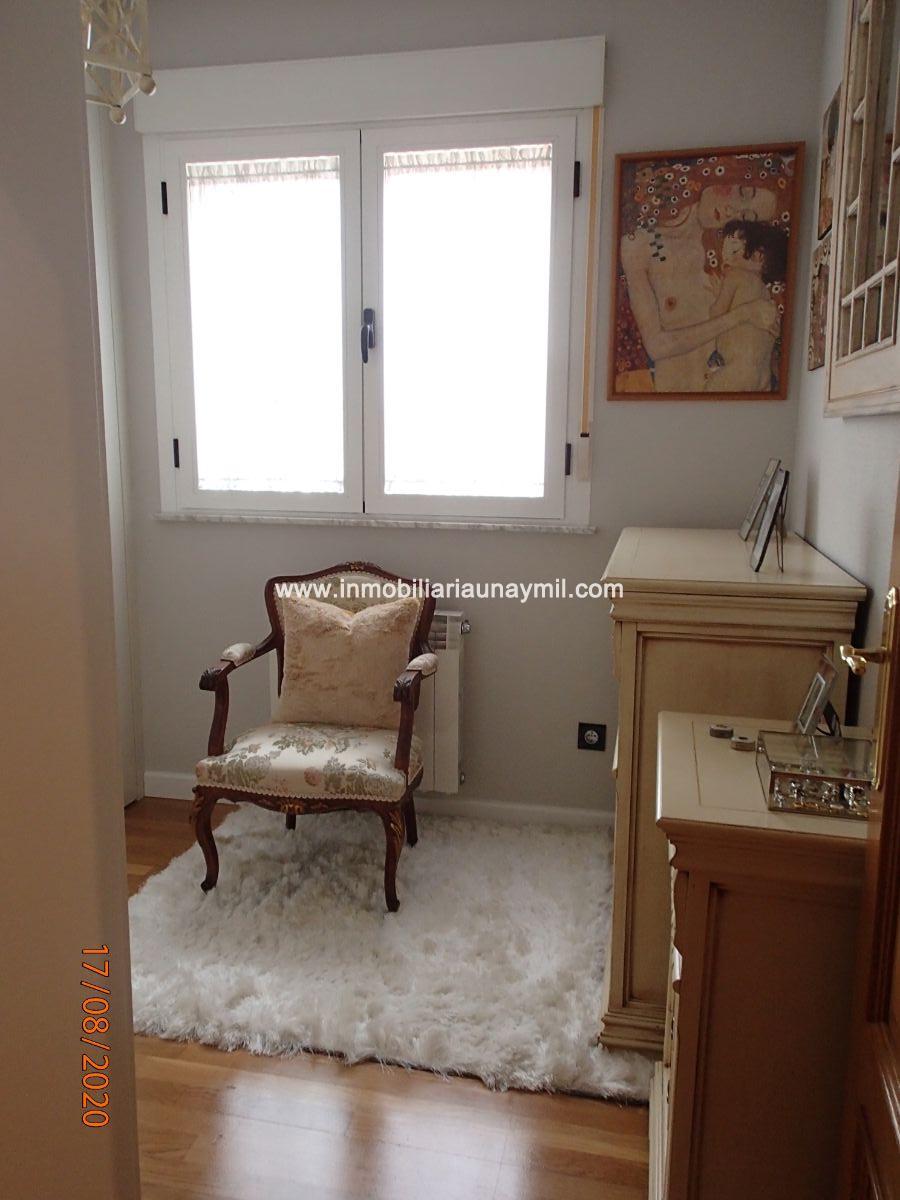 For sale of flat in Salamanca