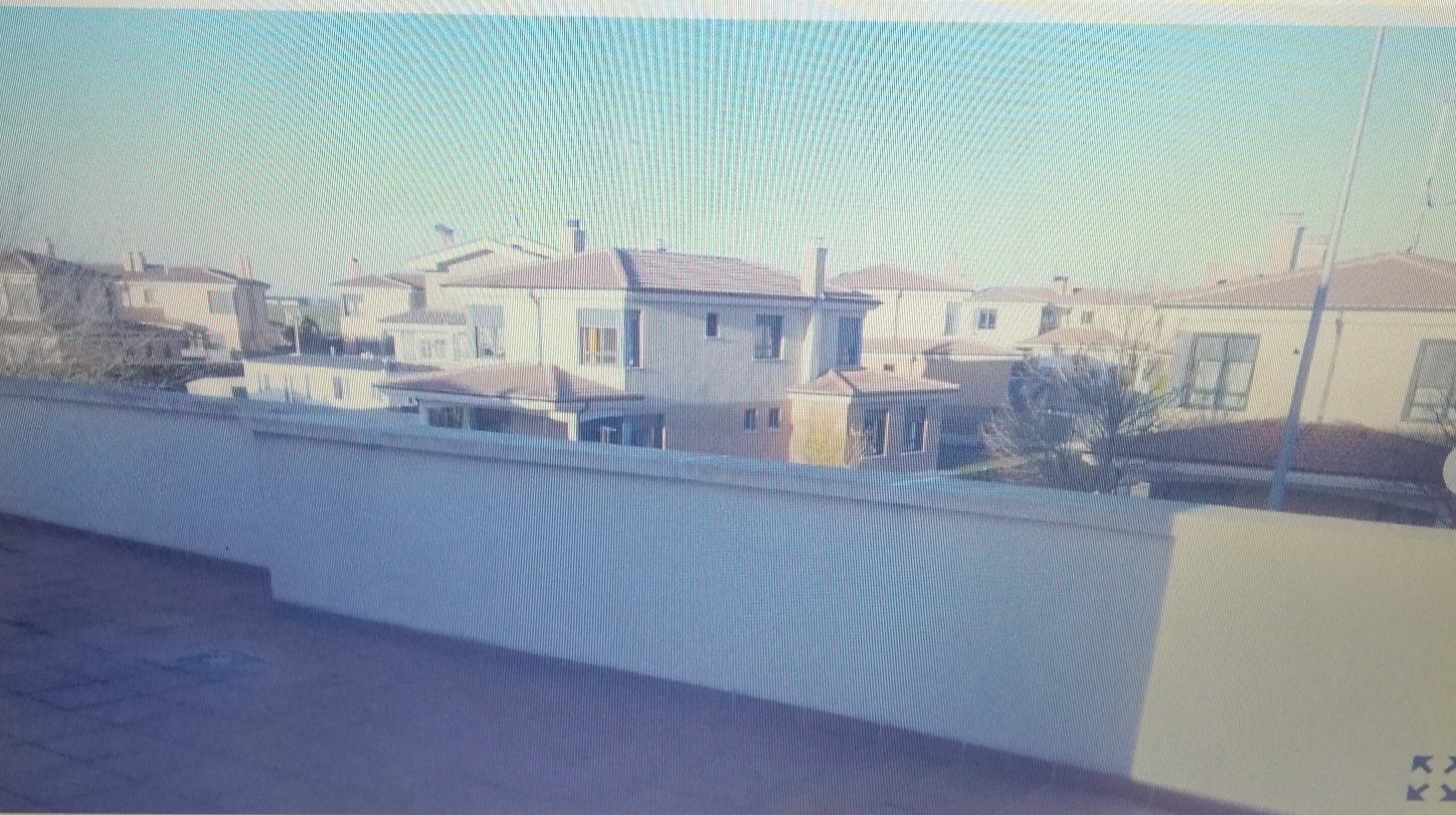 For sale of chalet in La Vellés