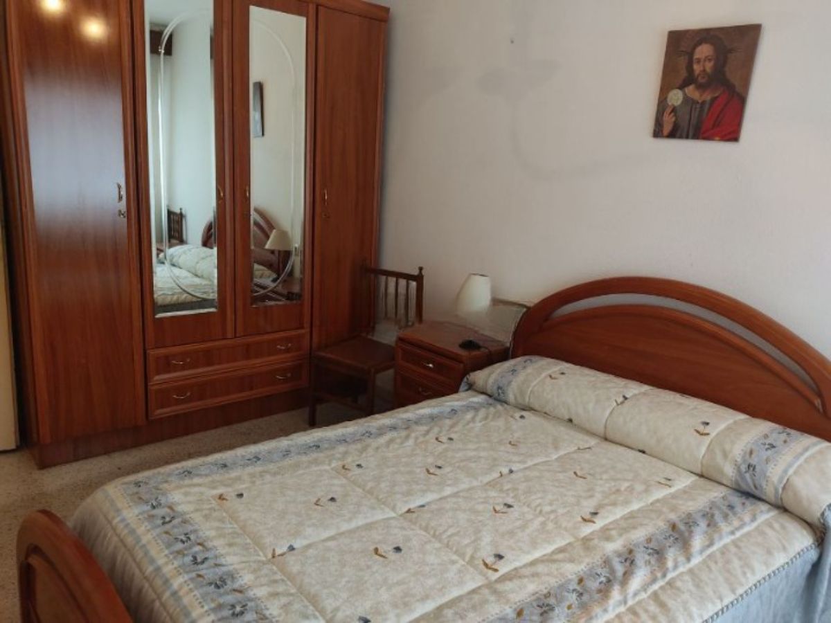 For sale of flat in Salamanca