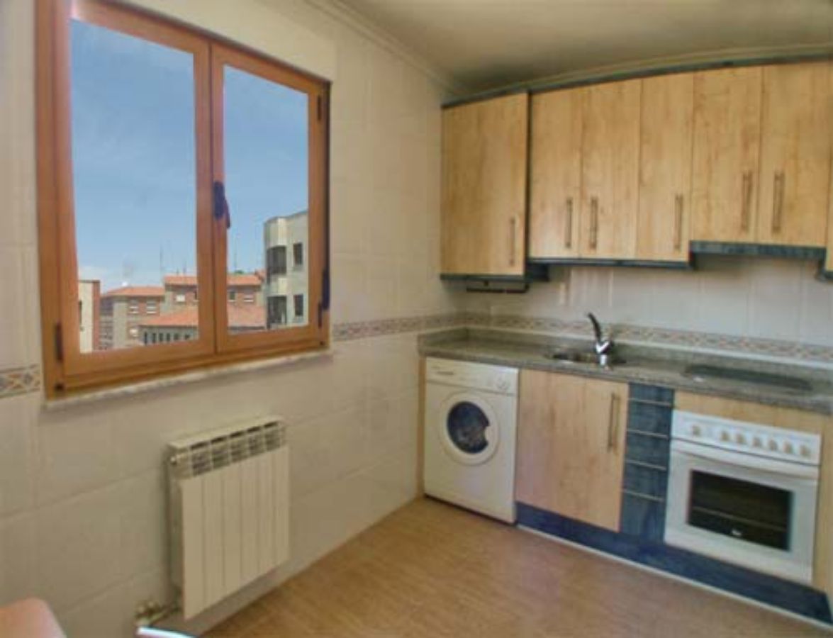 For rent of flat in Salamanca
