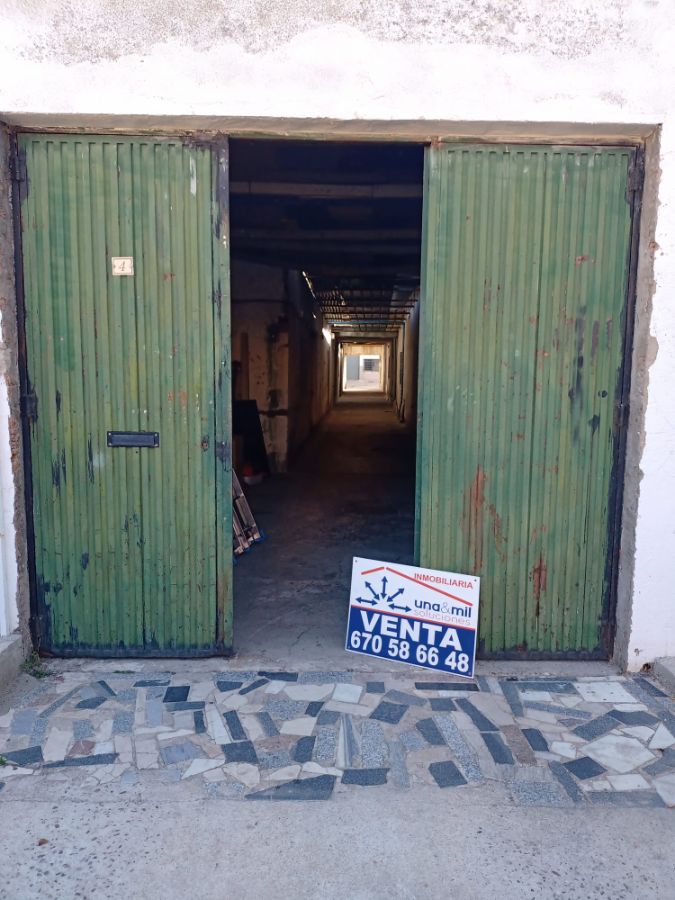 For sale of industrial plant/warehouse in Cabrerizos
