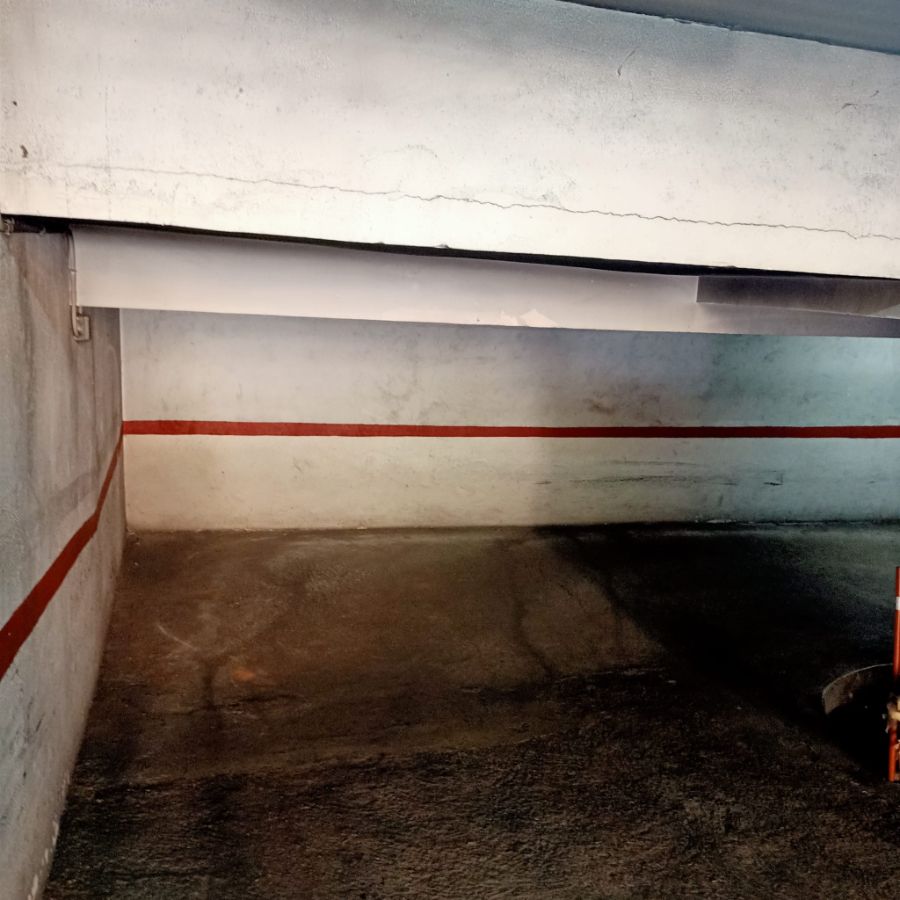 For sale of garage in Salamanca