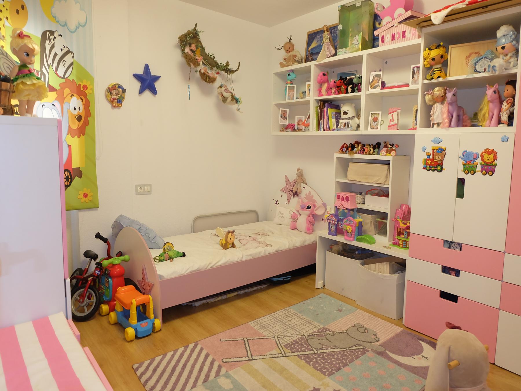 For sale of flat in Castellanos de Moriscos