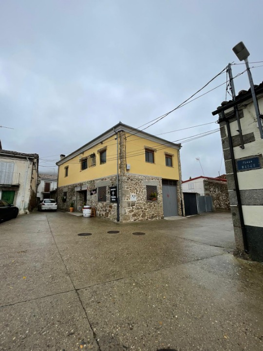 For sale of industrial plant/warehouse in Vallejera de Riofrío