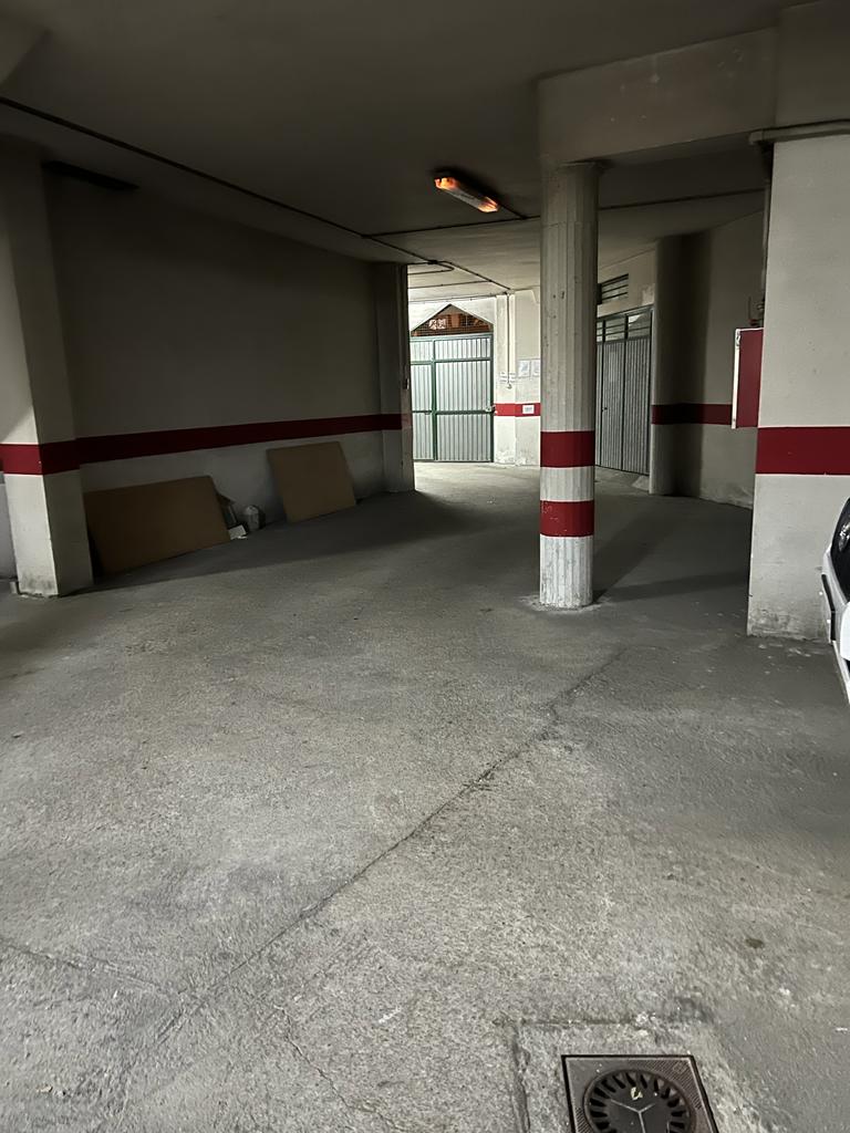 For sale of garage in Salamanca