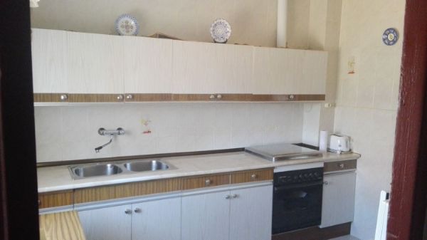 For sale of house in Pedrosillo de los Aires