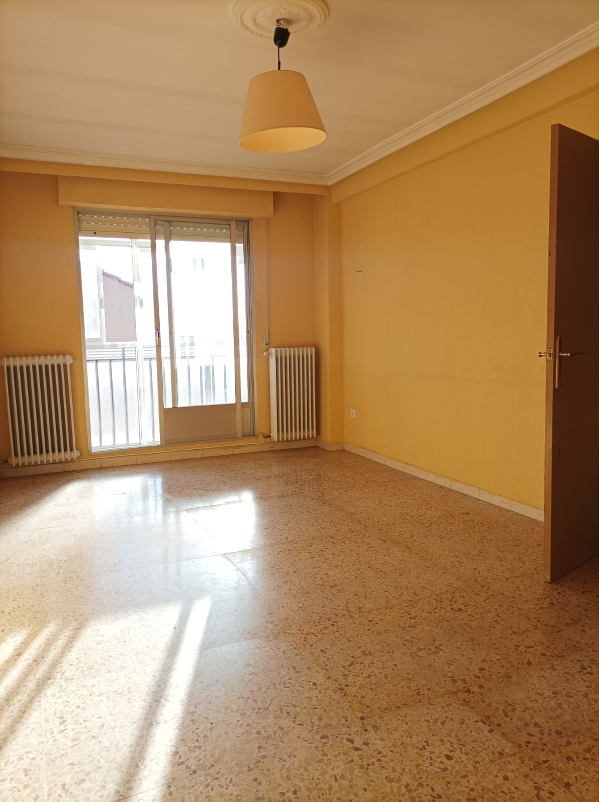 For sale of flat in Salamanca