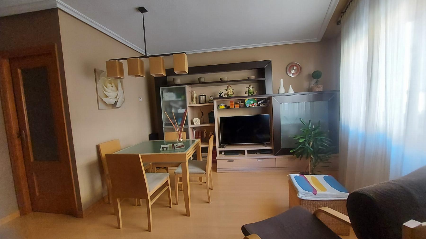 For sale of flat in Carbajosa de la Sagrada