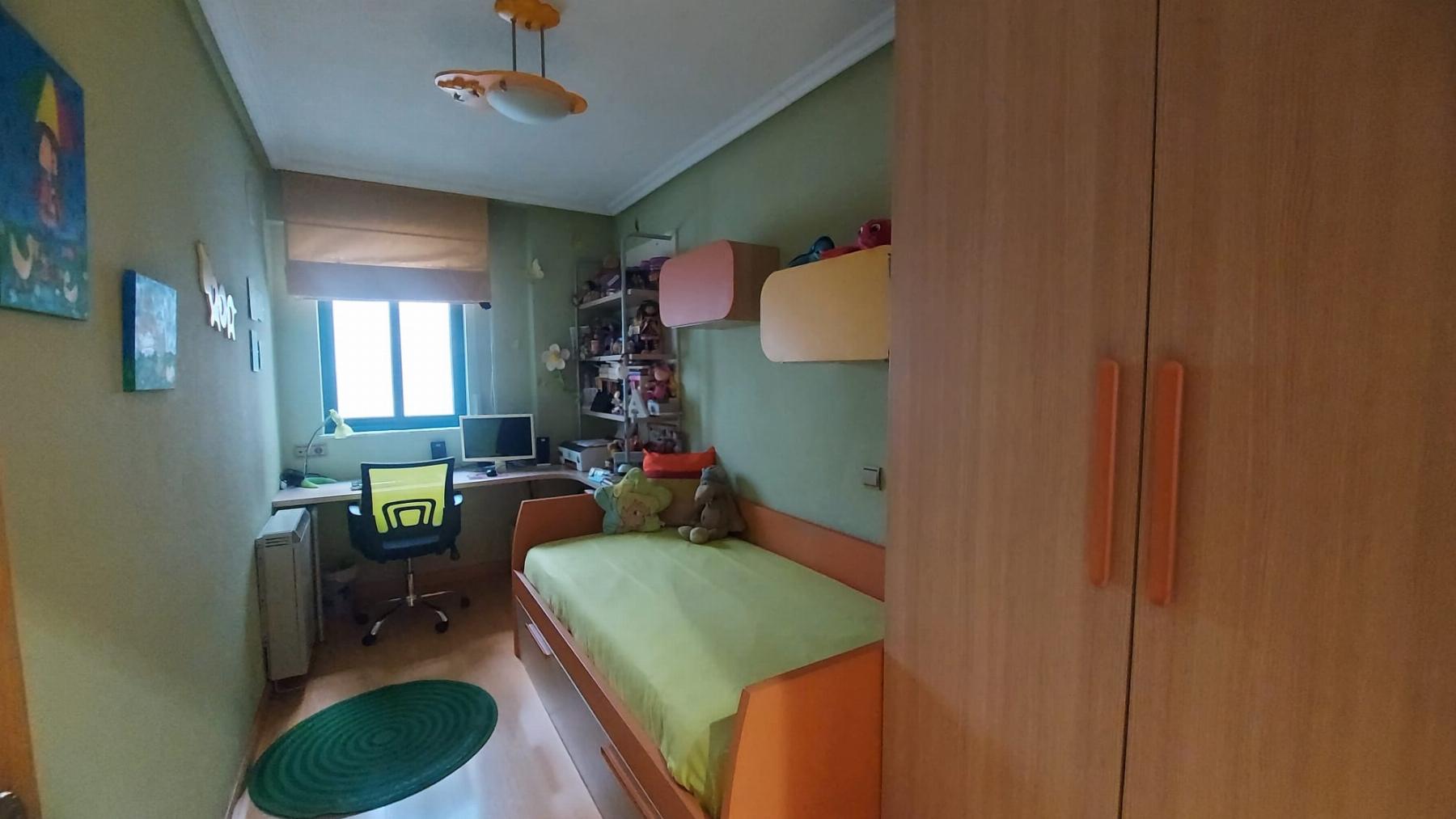 For sale of flat in Carbajosa de la Sagrada