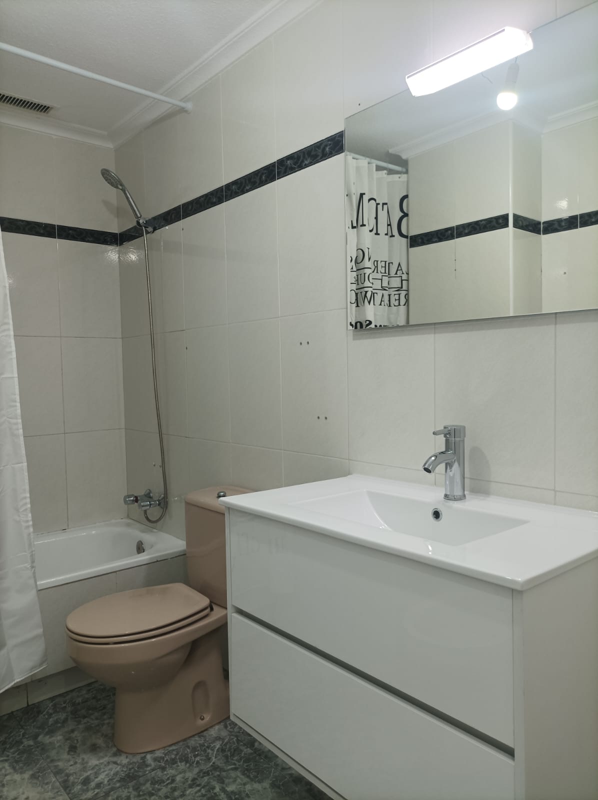 For sale of flat in Salamanca