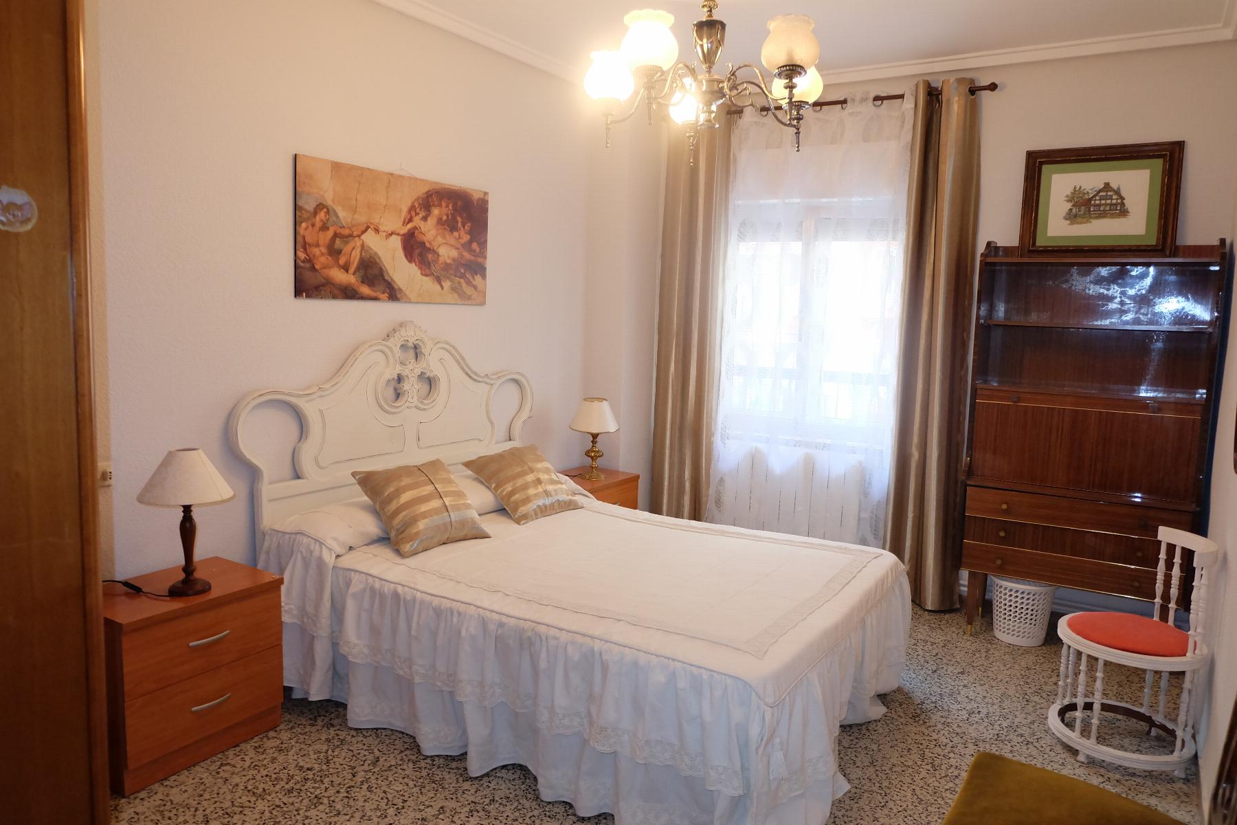 For rent of flat in Salamanca