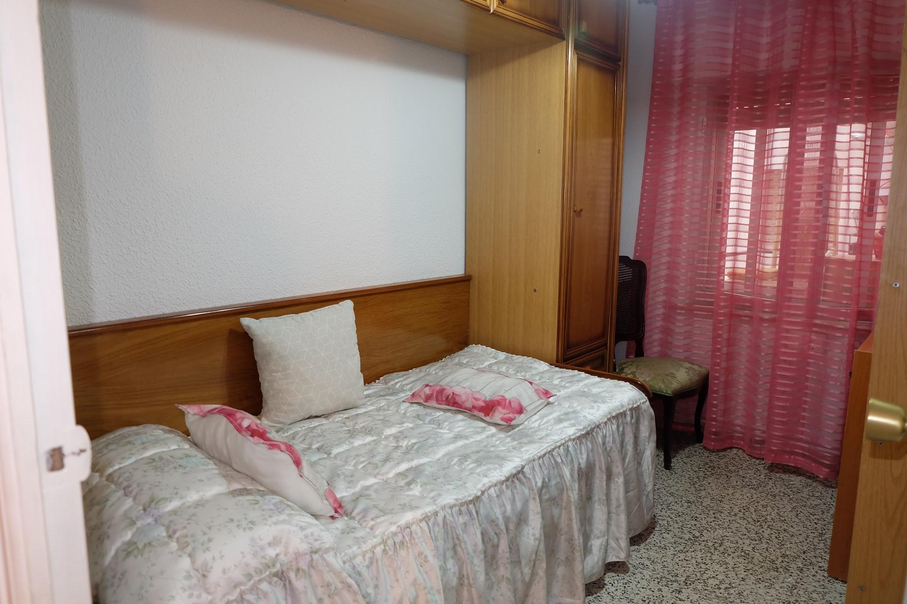 For rent of flat in Salamanca