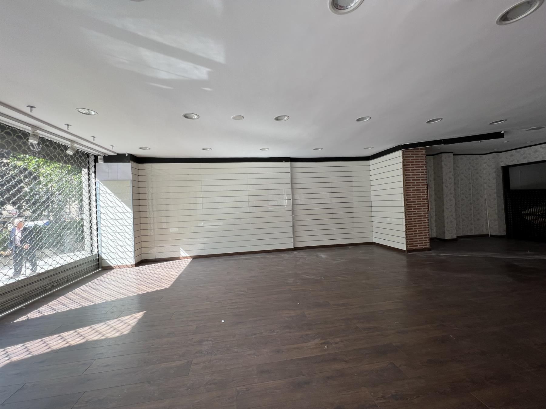 For rent of commercial in Salamanca