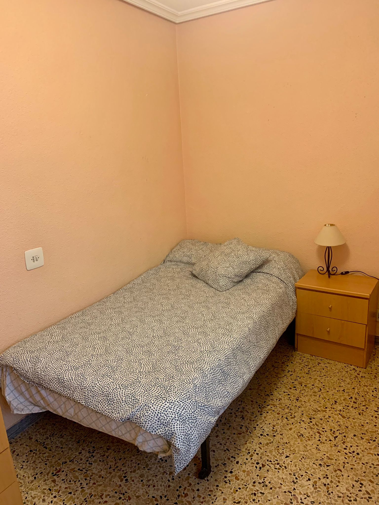 For rent of flat in Salamanca