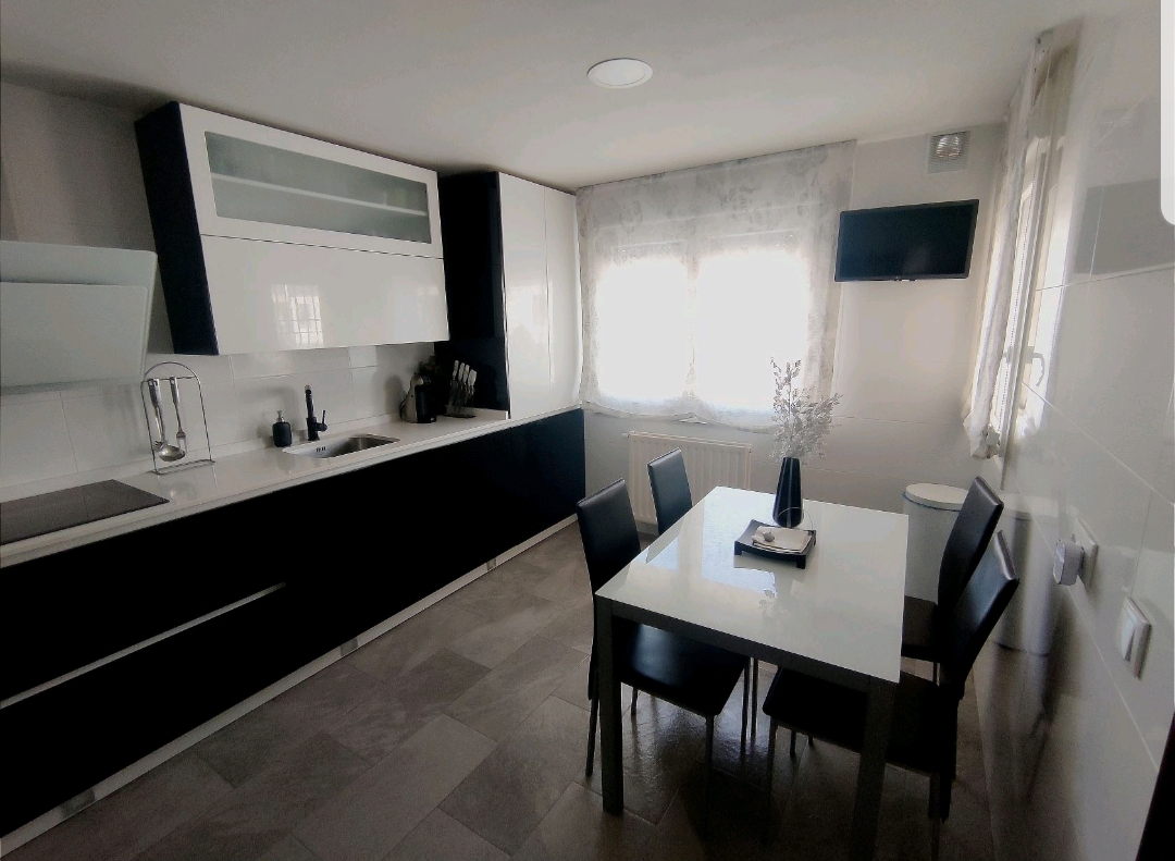 For sale of chalet in Villares de la Reina