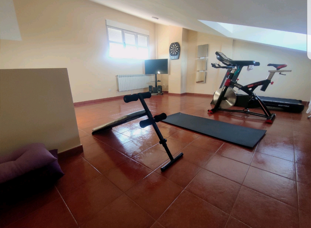 For sale of chalet in Villares de la Reina