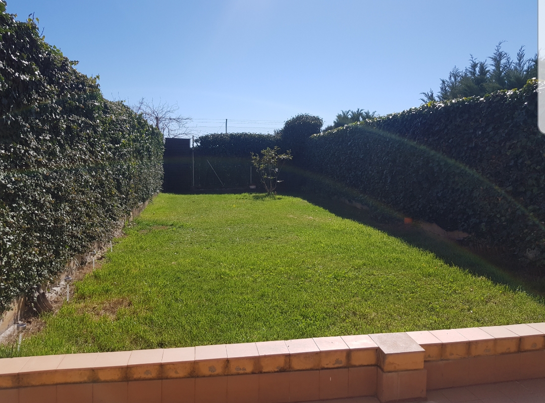 For sale of chalet in Villares de la Reina