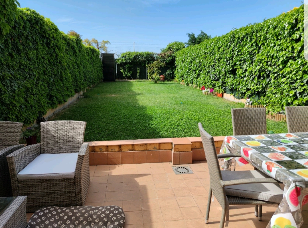 For sale of chalet in Villares de la Reina