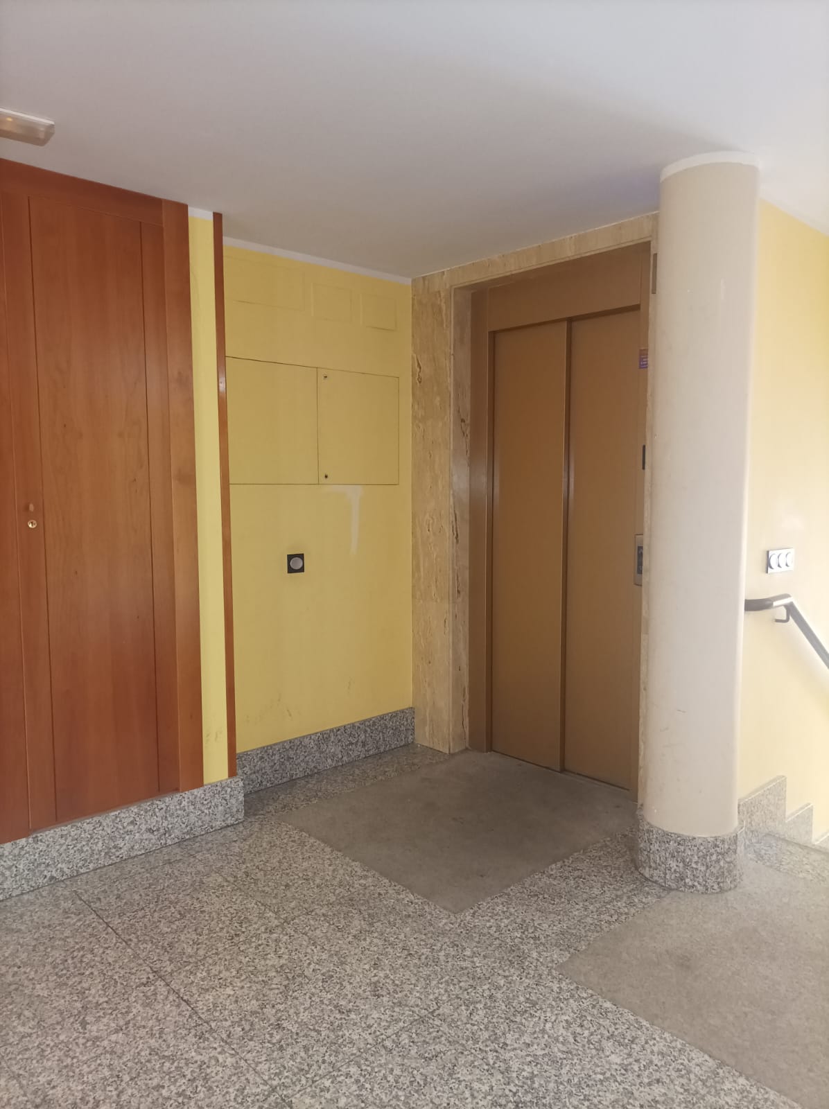 For sale of penthouse in Moriscos