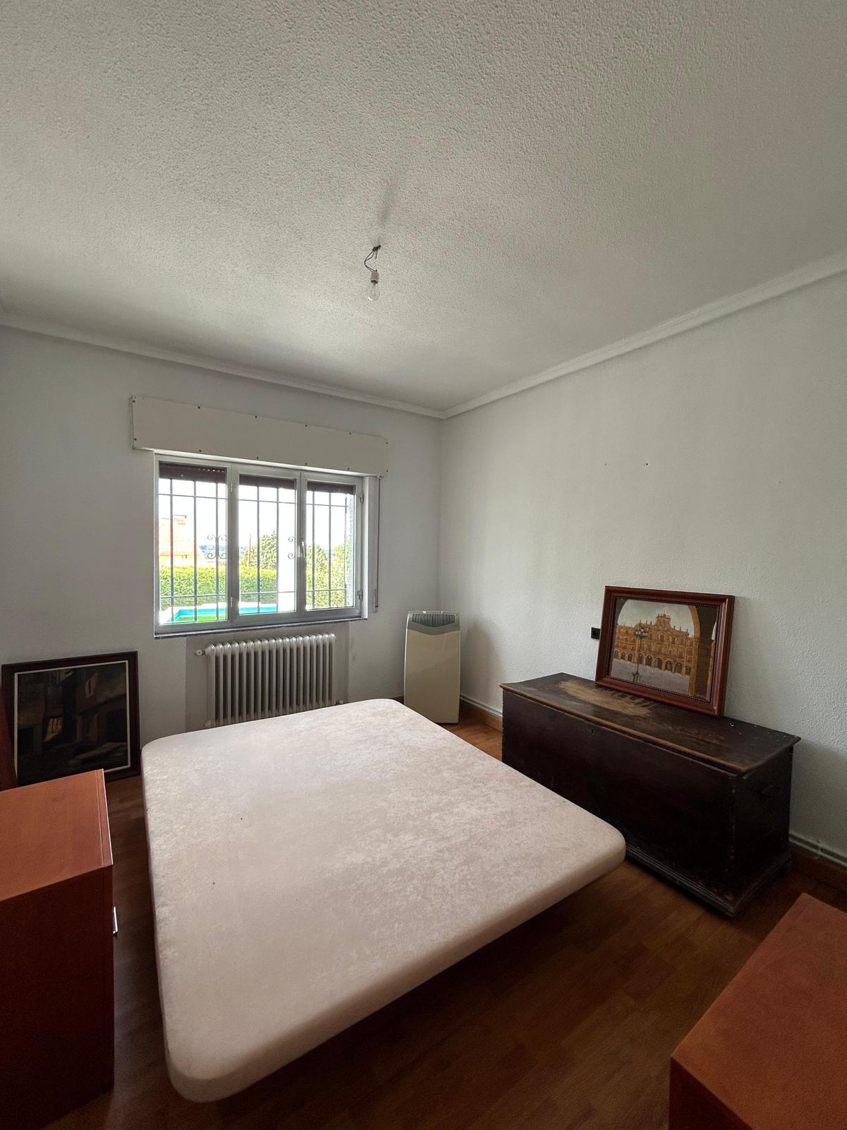 For sale of chalet in Santa Marta de Tormes