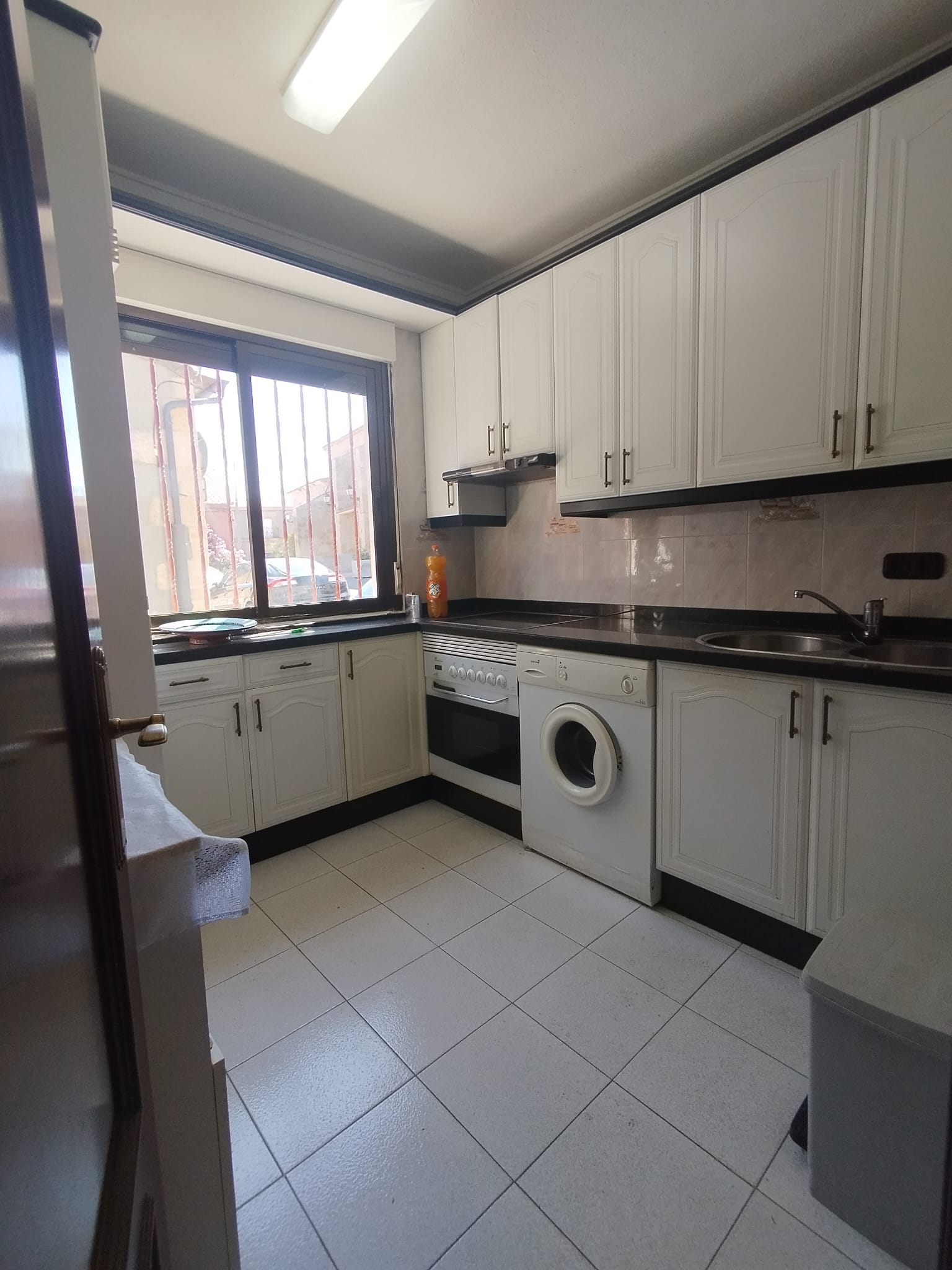 For sale of house in Cabrerizos