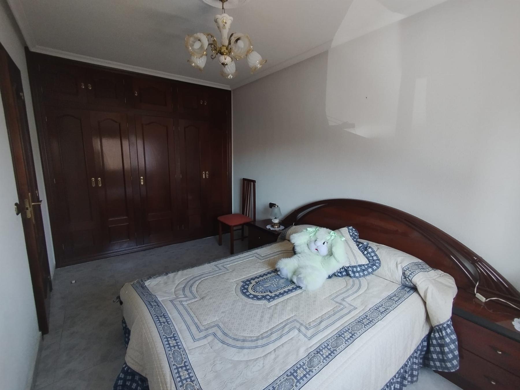 For sale of house in Cabrerizos