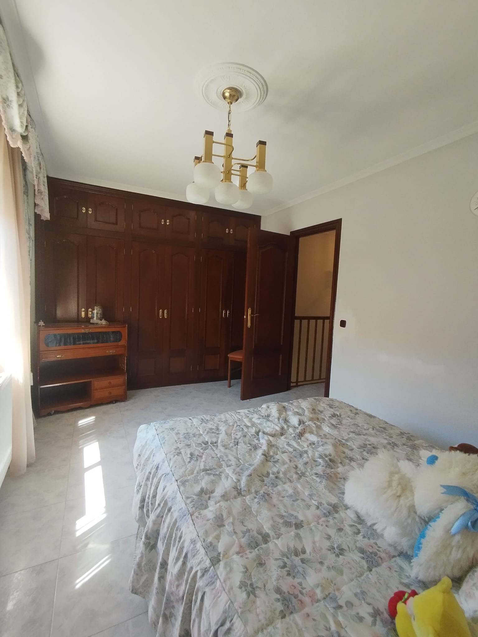 For sale of house in Cabrerizos