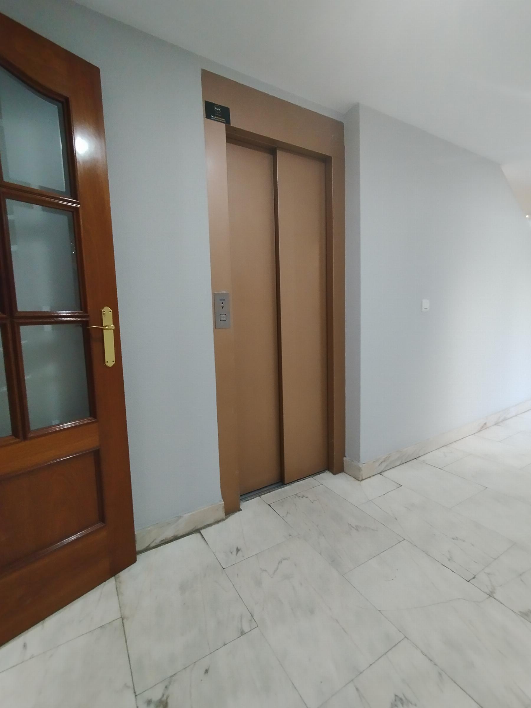 Venta de piso en Villamayor