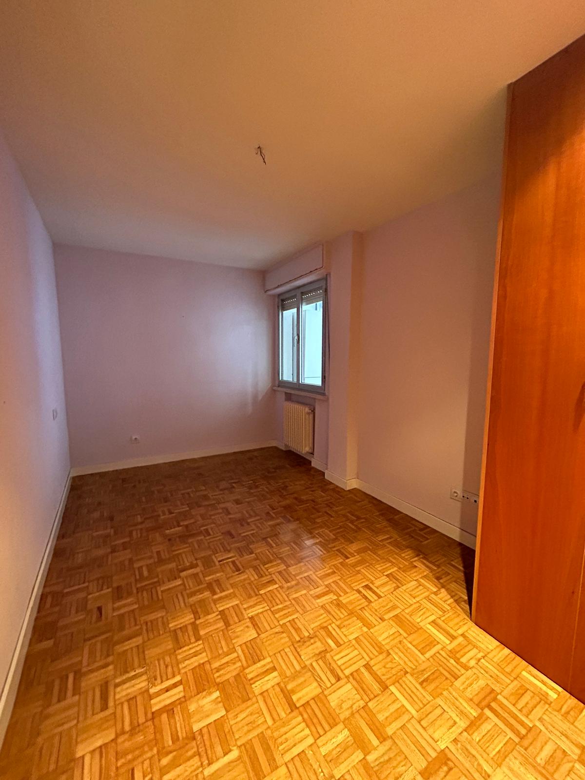 For sale of flat in Salamanca
