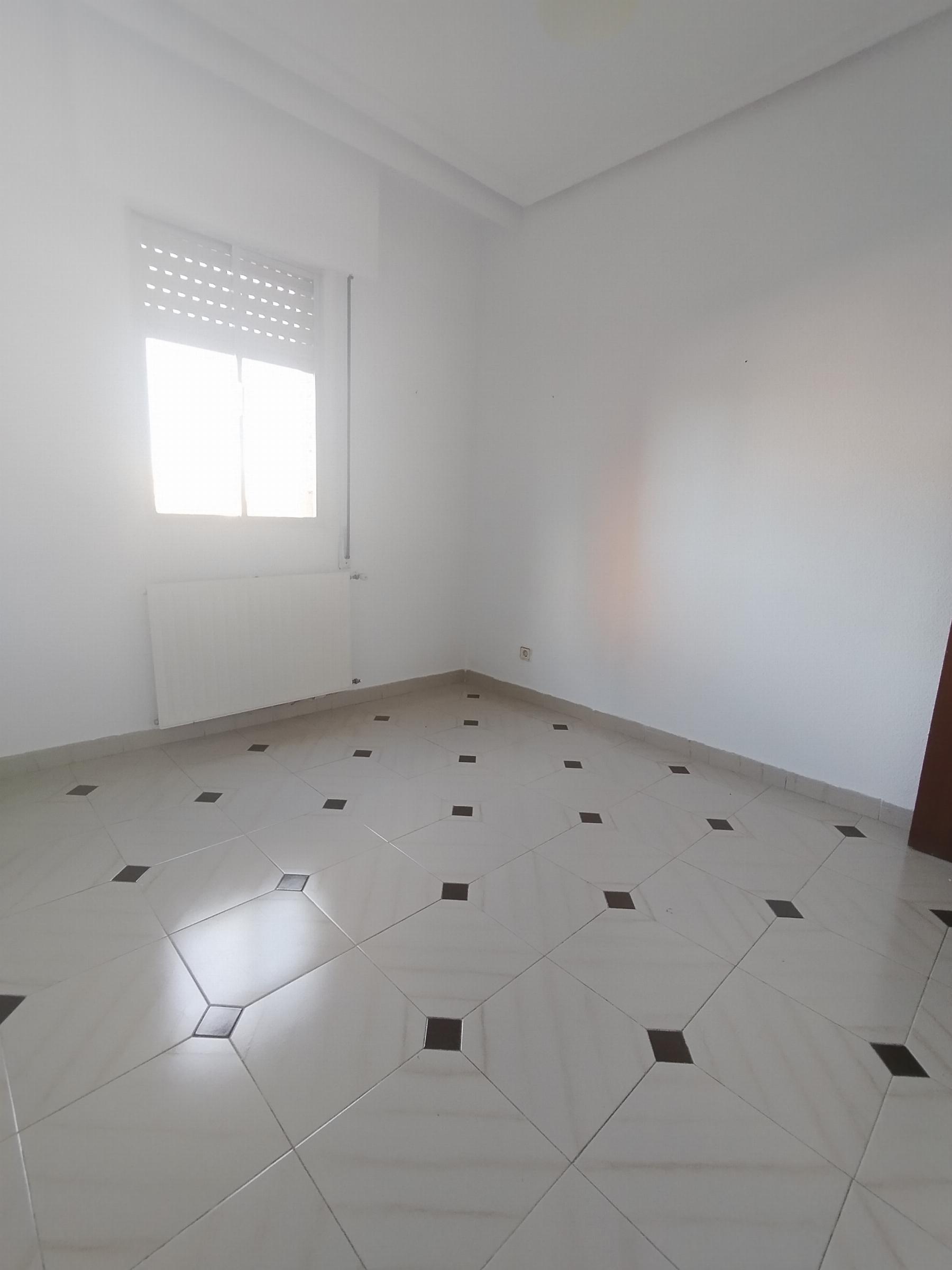 For sale of flat in Salamanca