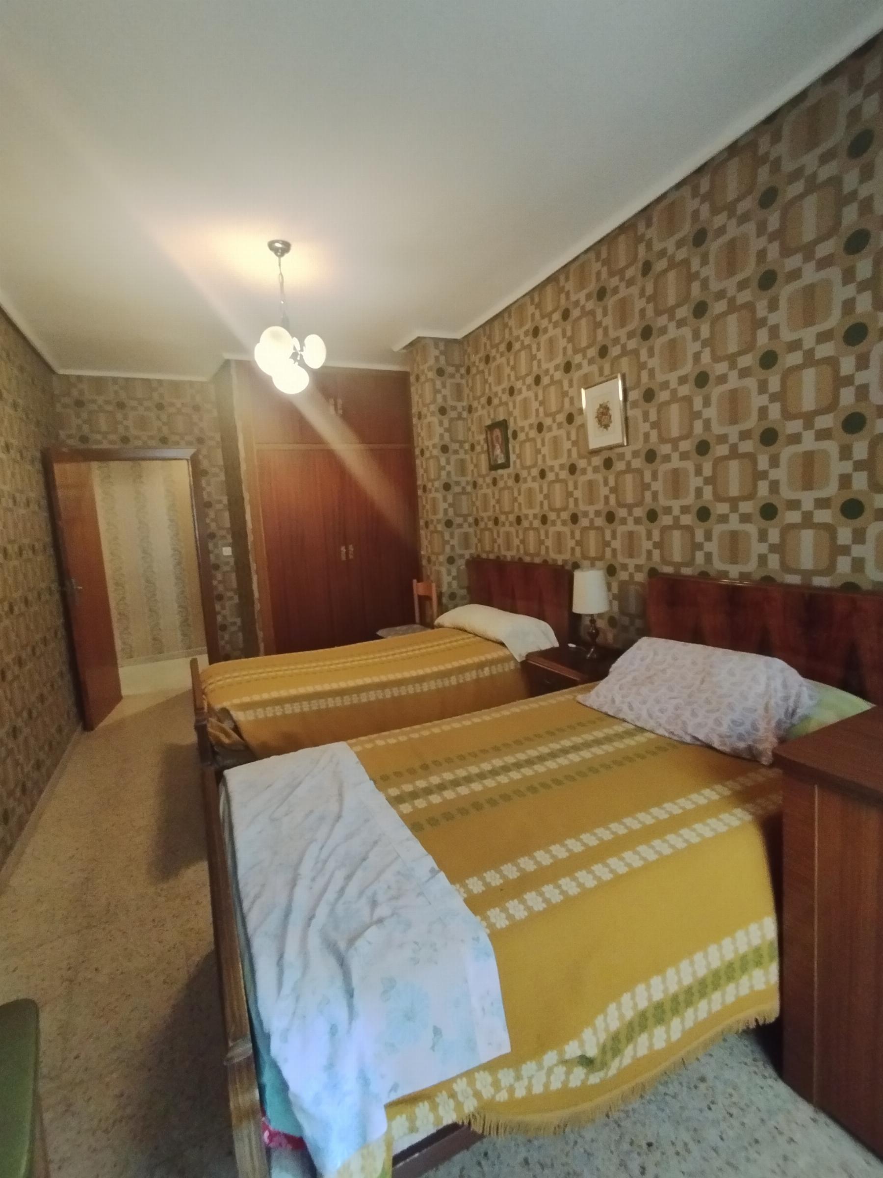 For sale of flat in Salamanca