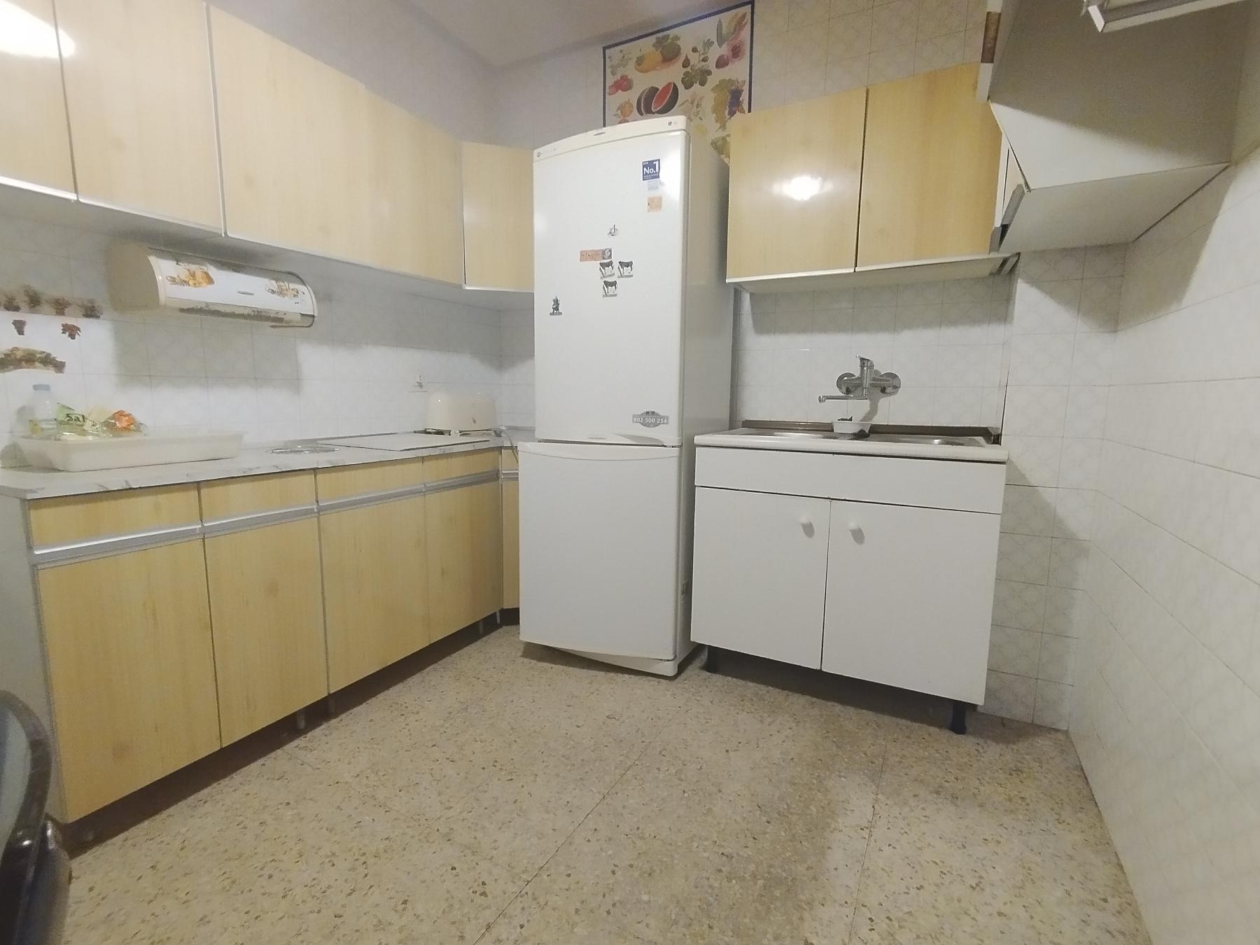 For sale of flat in Salamanca