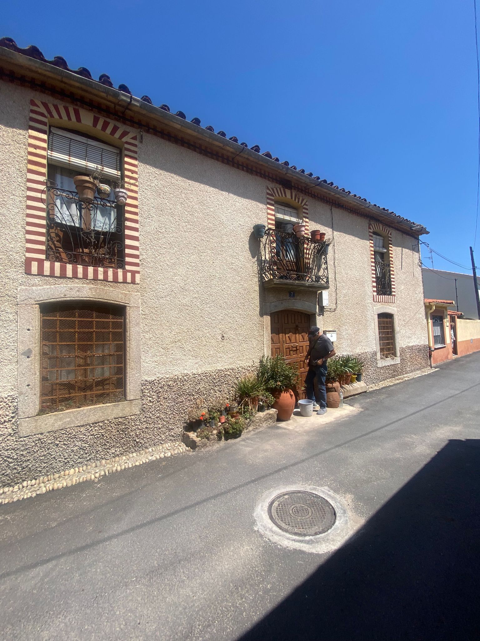 For sale of house in La Maya